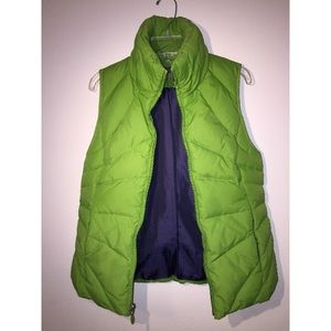 Green Kenneth Cole Reaction Vest😻