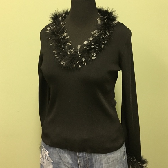 Dana Buchman Size L sweater