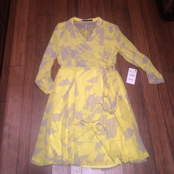 Zara Printed Faux Wrap Dress M
