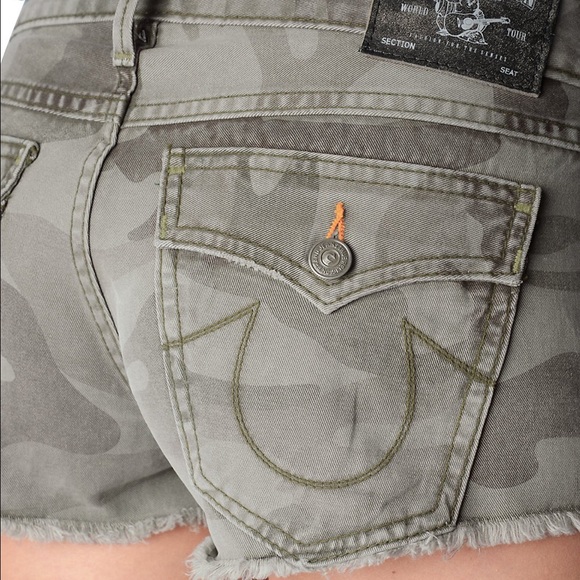 True religion camo Joey cut off shorts. Great fit