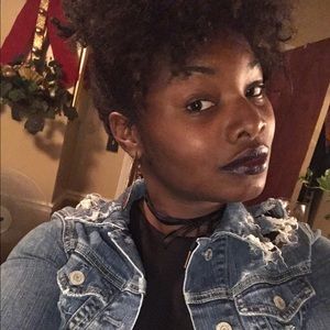 Meet your Posher, Shay