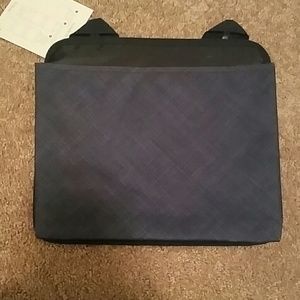 Oh-Snap Pocket Thirty-One