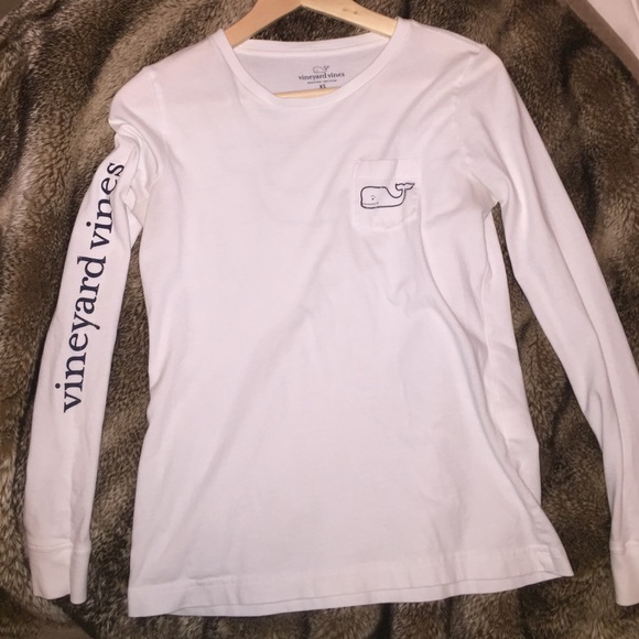 VINEYARD VINES LONG SLEEVE SIZE XS