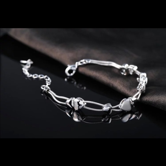Platinum Plated Heart Luxury Bracelet - Picture 2 of 3