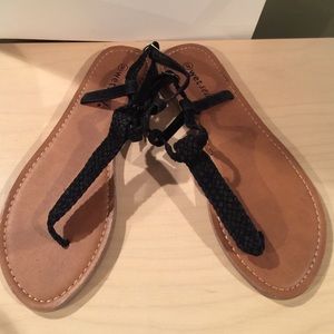 black strapped sandals