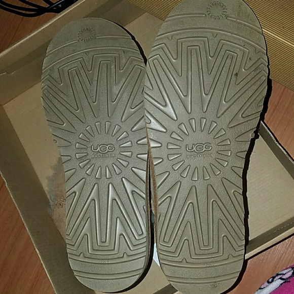 Brown Uggs (Authentic) - Picture 4 of 4