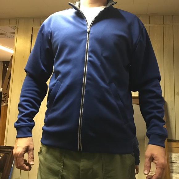 Men's zip up