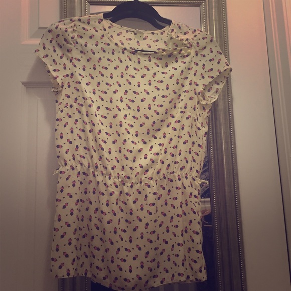 Vintage feel printed top