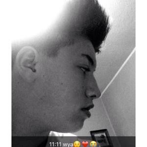 Meet your Posher, Kameron