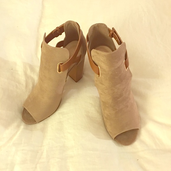 Tan faux suede peep toe booties