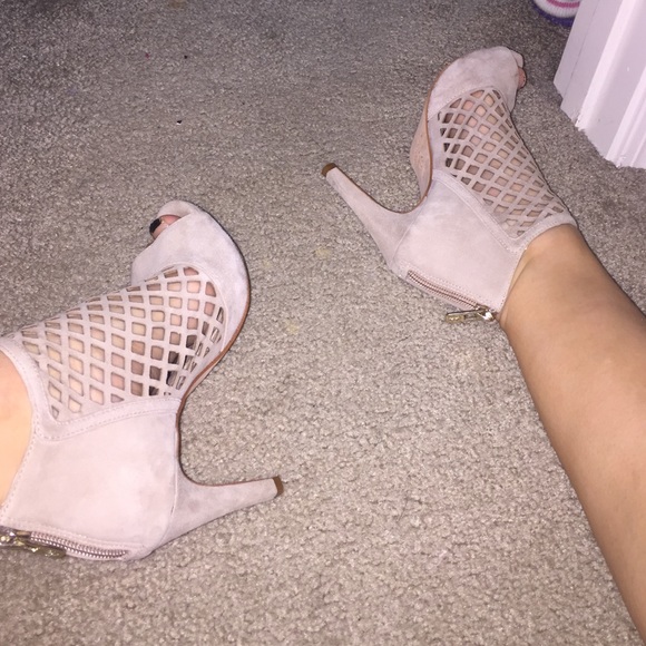Antonio Melanie heels