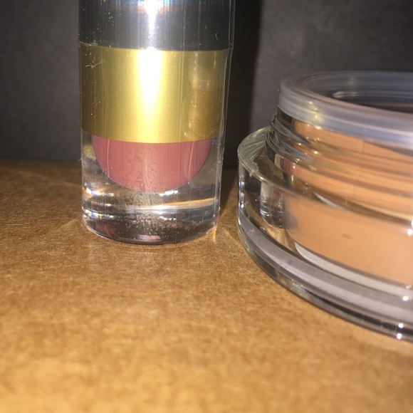 💙SKINN COSMETICS 🚫SOLD🚫 - Picture 3 of 3