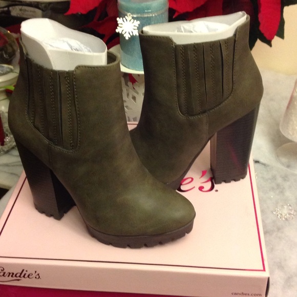 Brand New Pair of Ladies Boots