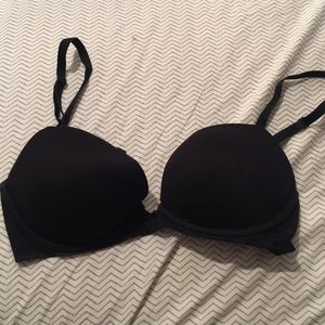 Black aerie bra