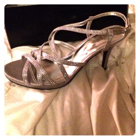 I. Miller shoes never worn