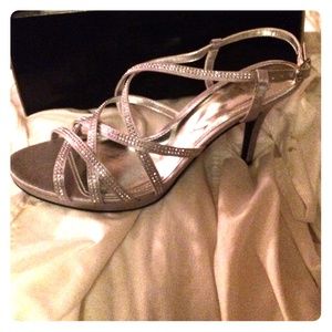 I. Miller shoes never worn