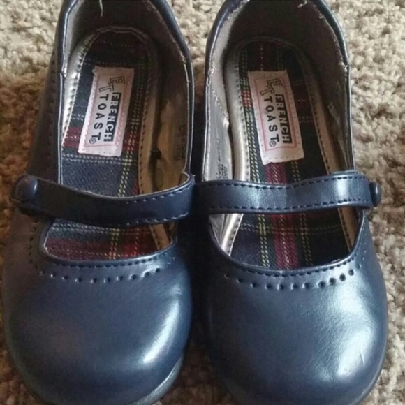 Young girls dress shoes