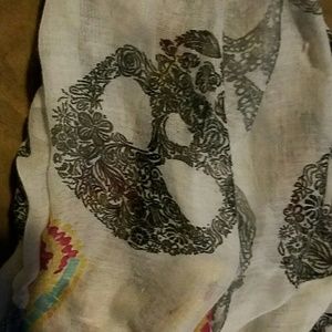 Skull print scarf