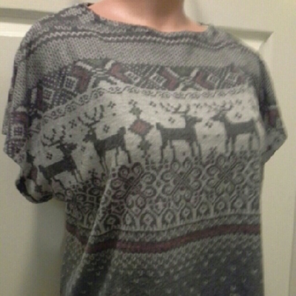 Super soft Ginger G winter theme Crop top M