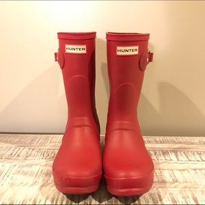 Hunter Women's Red Short Rain Boots