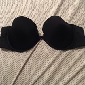 Black strap less aerie bra