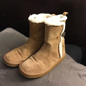 AEO Soft Button Boot