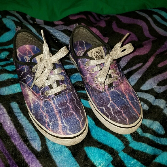Airspeed Lightening Shoes