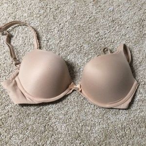 Victoria's Secret Body By Victoria push up 32C