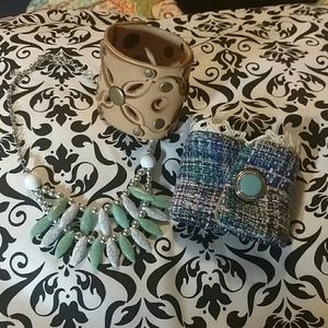 Three Bird Nest accessories