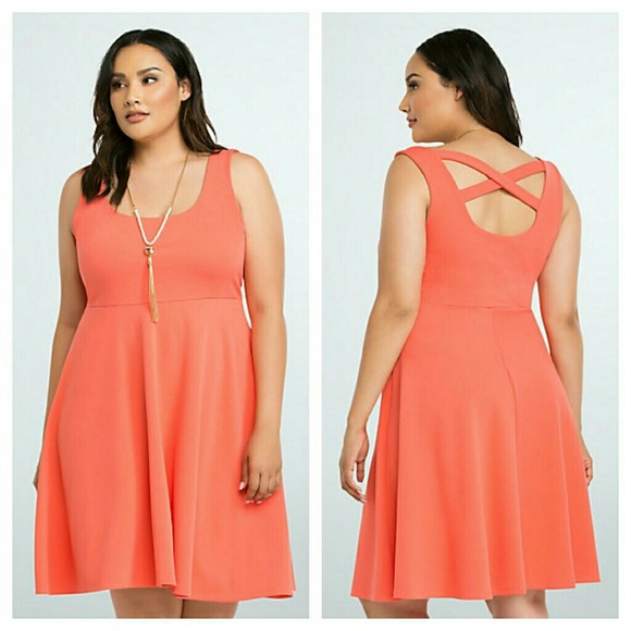 Torrid Textured Cross Back Skater Dress 1x 2x xxl - Picture 2 of 4