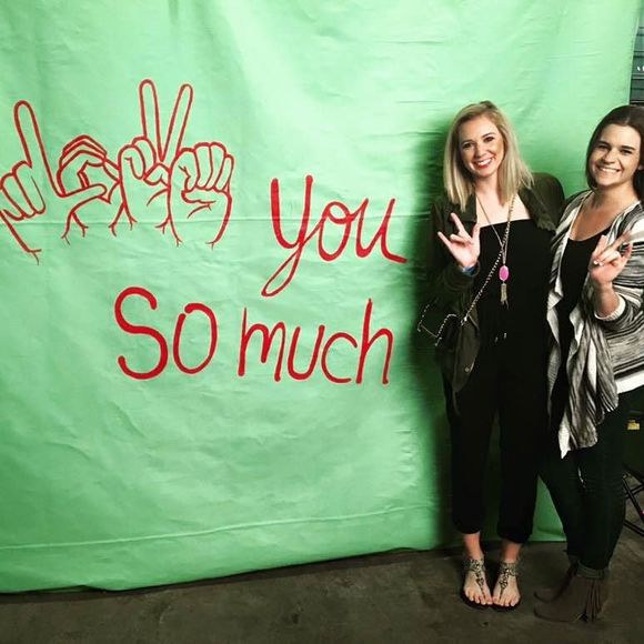 Meet your Posher, Taryn - Picture 1 of 1