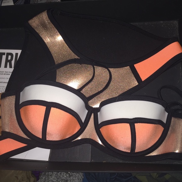 Triangl swim suit in poppy melon rose!!