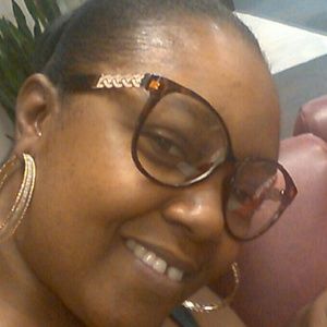 Meet your Posher, Demetrice