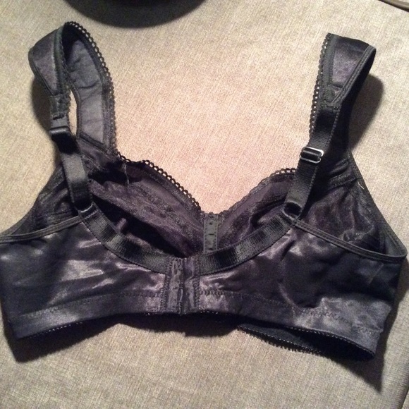 Carnival Bra - Picture 2 of 3