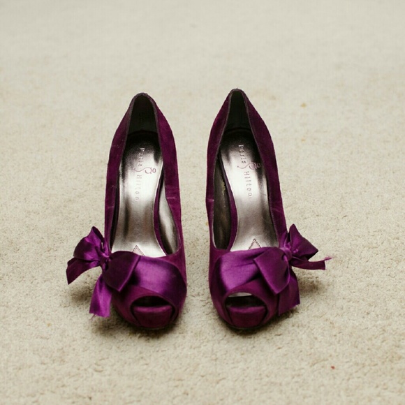 Sexy PARIS HILTON Pumps!!