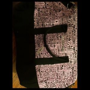 Brand New Victoria Secret duffle bag never used