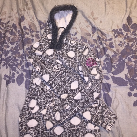Volcom zip up hoodie