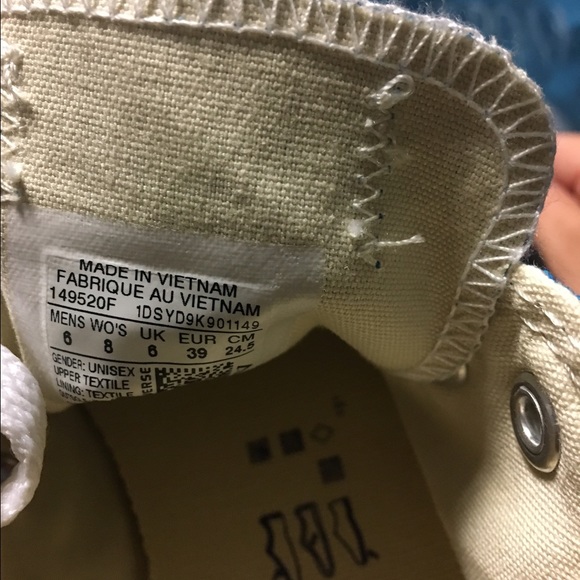 Converse Shoes - Converse low top brand new. Never worn.