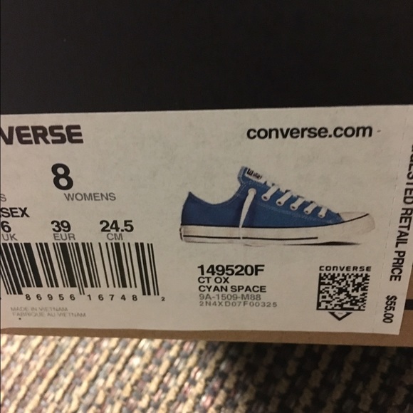 Converse low top brand new. Never worn. - Picture 2 of 4