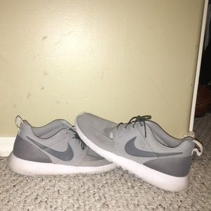 They got to small for my son. Very good condition.