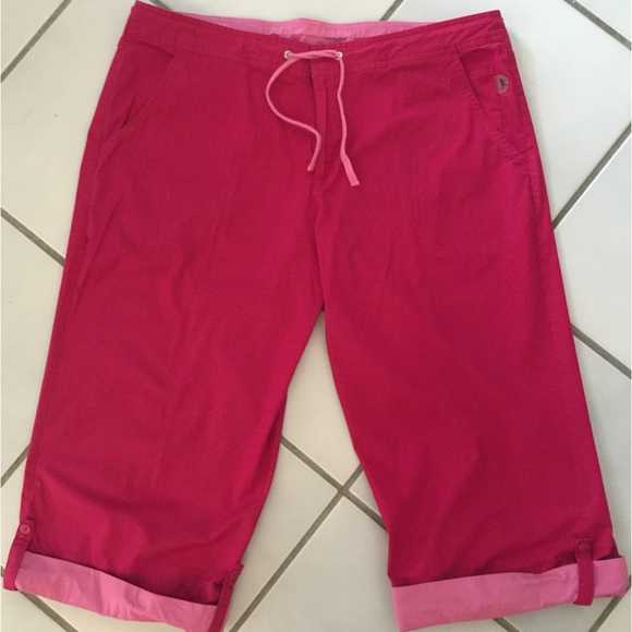Reduced!  Danskin lightweight capris