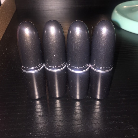 4 Mac lipsticks