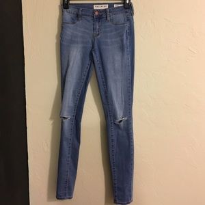 Bullhead jeggings from pacsun