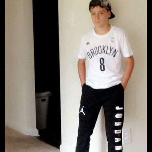 Meet your Posher, Kai