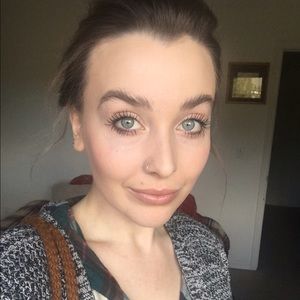 Meet your Posher, Annie