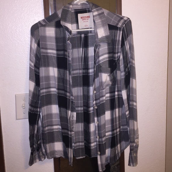 Mossimo black and white flannel