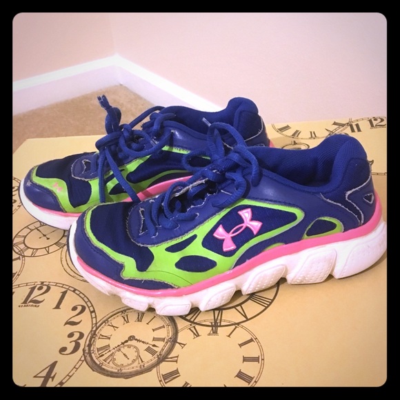 Girl Under Armour sneakers
