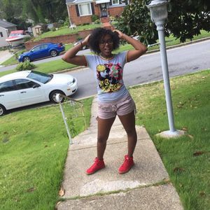 Meet your Posher, Faith