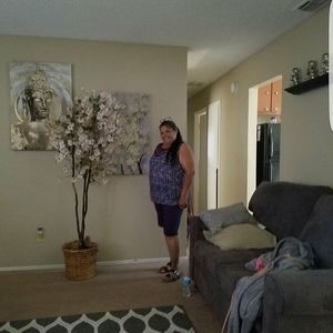 Meet your Posher, Veronica