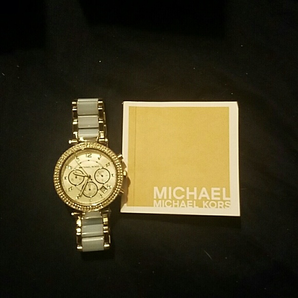 Michael kors baby blue watch - Picture 4 of 4